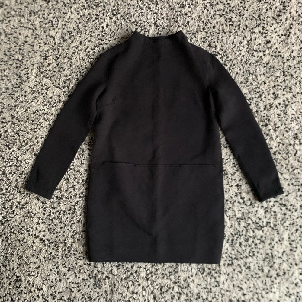 Lululemon Tunic Black Pullover Size 6